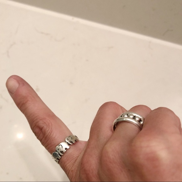 Sterling Silver Elephant Ring - Picture 3 of 4